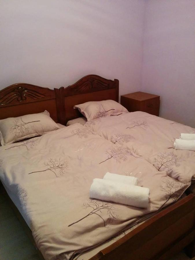 Lost Inn Kazbegi Hostel Экстерьер фото