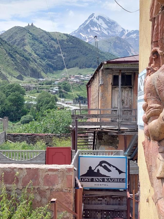 Lost Inn Kazbegi Hostel Экстерьер фото