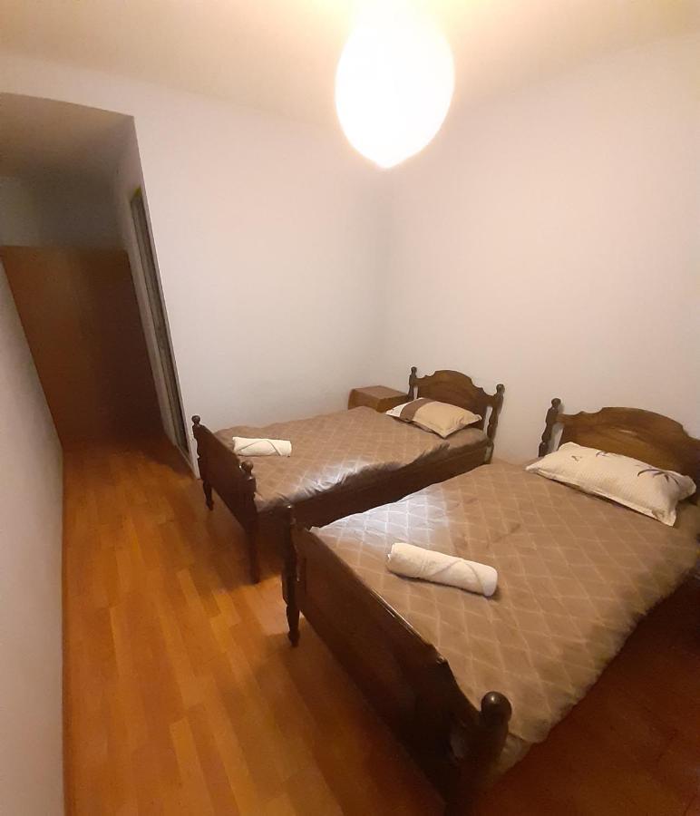 Lost Inn Kazbegi Hostel Экстерьер фото