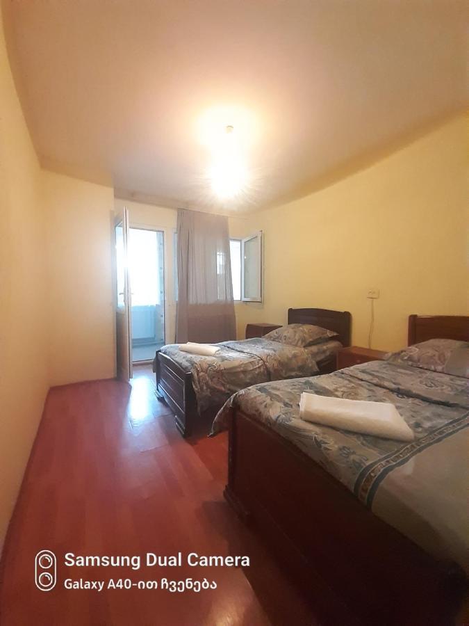 Lost Inn Kazbegi Hostel Экстерьер фото