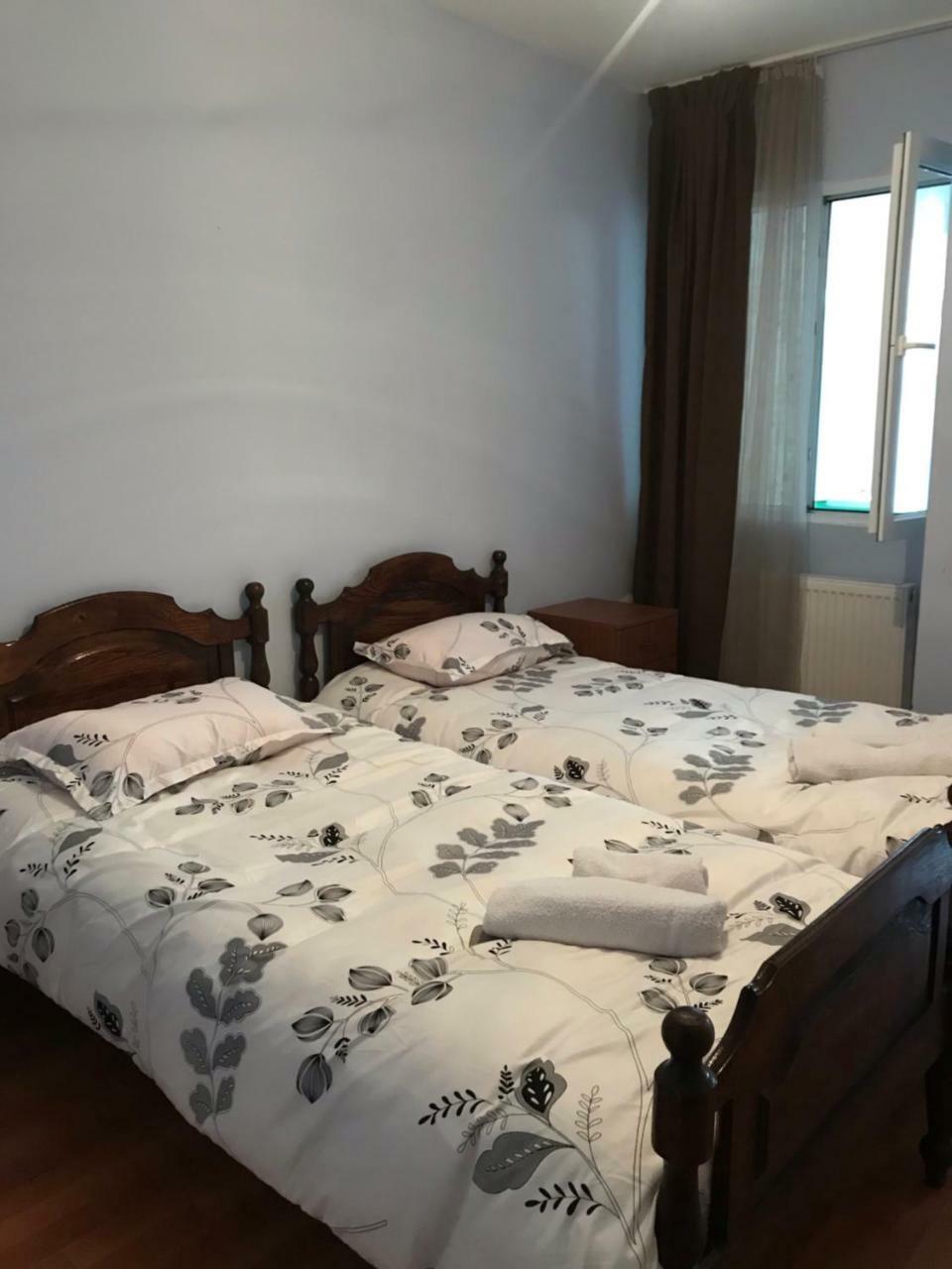 Lost Inn Kazbegi Hostel Экстерьер фото